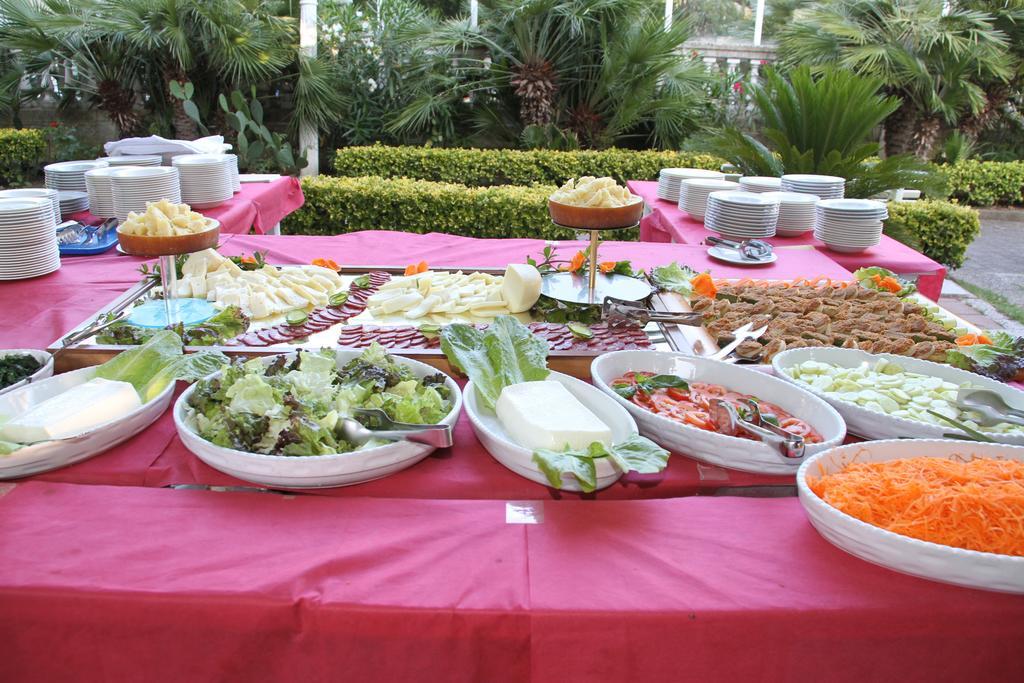 Hotel Garden Cattolica Dış mekan fotoğraf