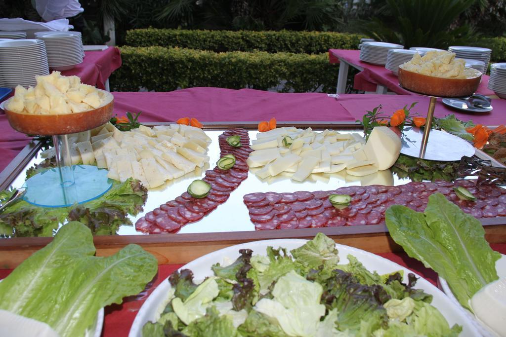Hotel Garden Cattolica Dış mekan fotoğraf