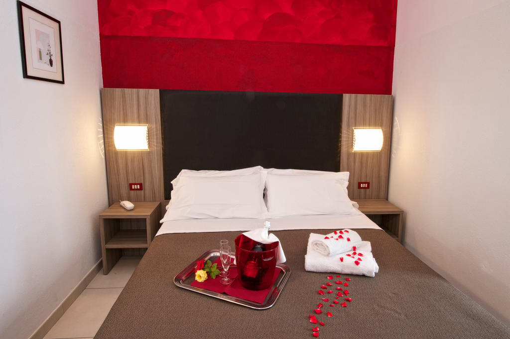 Hotel Garden Cattolica Dış mekan fotoğraf