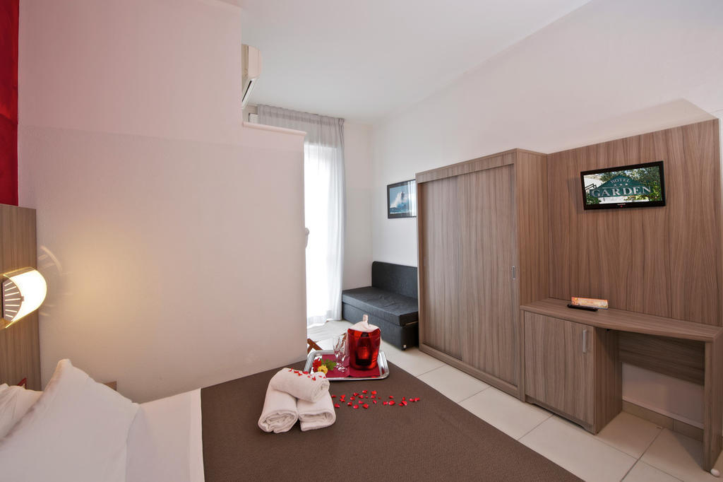 Hotel Garden Cattolica Dış mekan fotoğraf