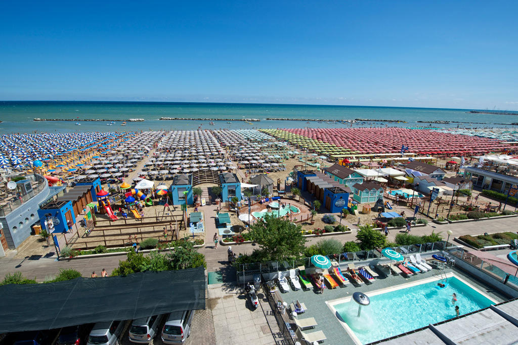 Hotel Garden Cattolica Dış mekan fotoğraf